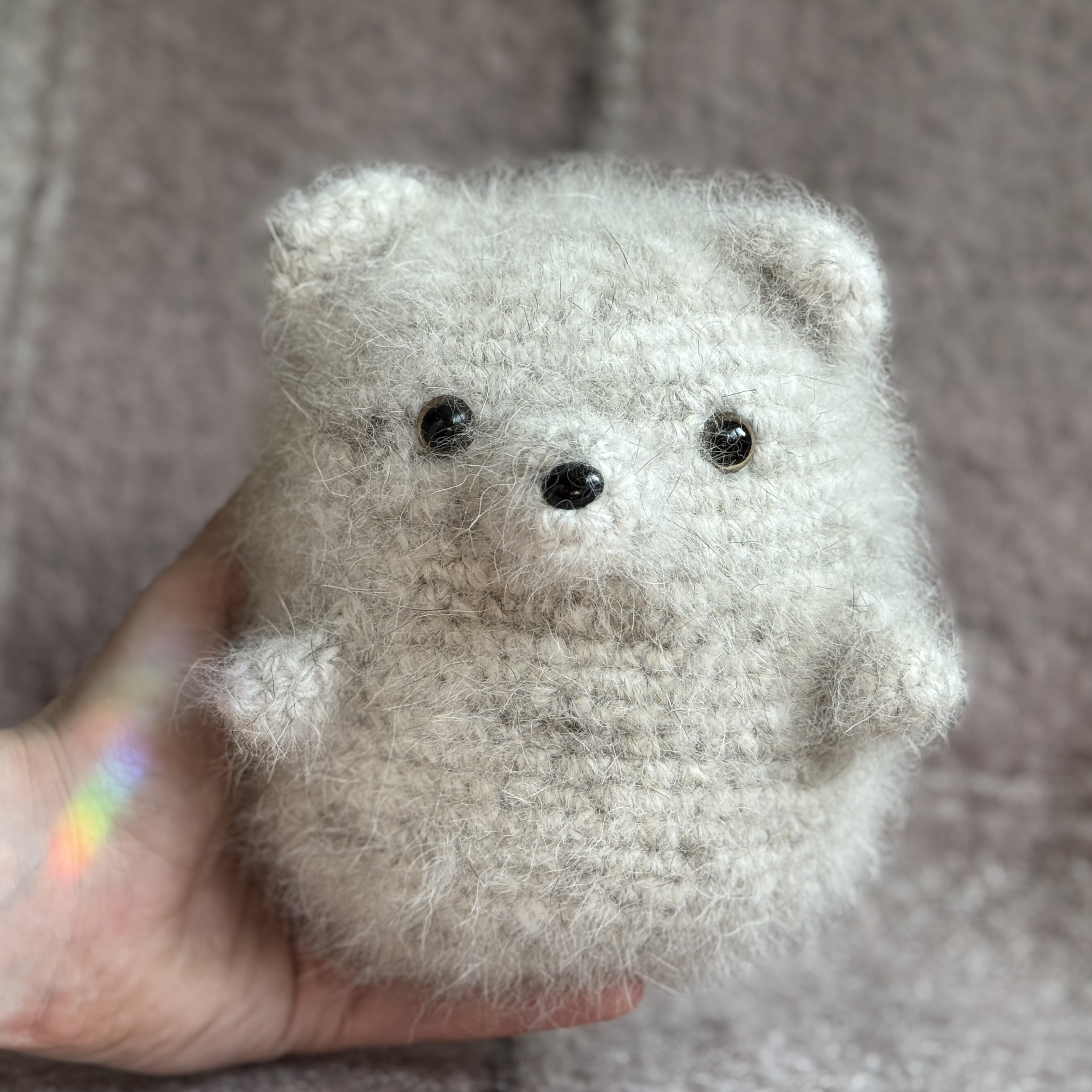 white teddy bear